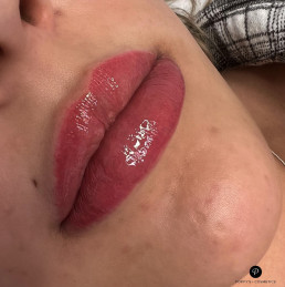 Semi-permanent lip blush